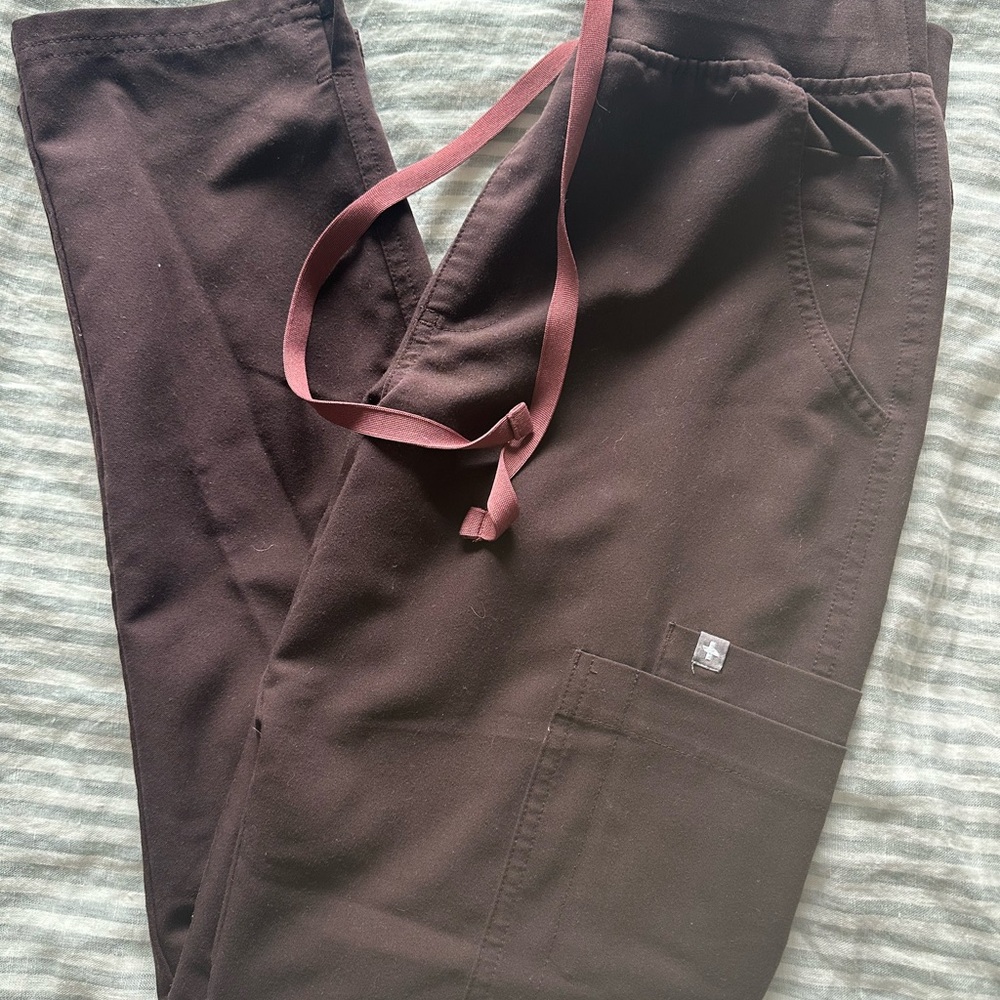 Figs high waisted yola pants in Espresso